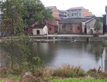 2015年农村土地流转补偿标准有哪些?补偿价格