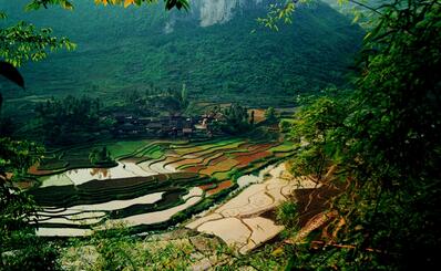 丹霞地貌和喀斯特地貌的成因是什么?两者有什