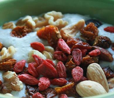 枸杞哪个产地最好?每天吃几粒?什么时间吃最