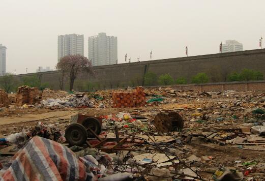 承包土地遇政府征收怎么办?能得到哪些补偿?