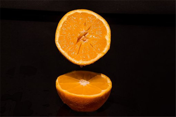 橙子什么时候成熟?怎样挑选橙子?它的功效与
