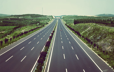 高速公路用地外缘控制在多少?